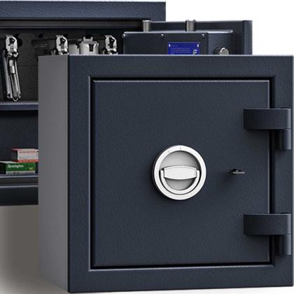 Kurzwaffenschrank mit Doppelbartschloss